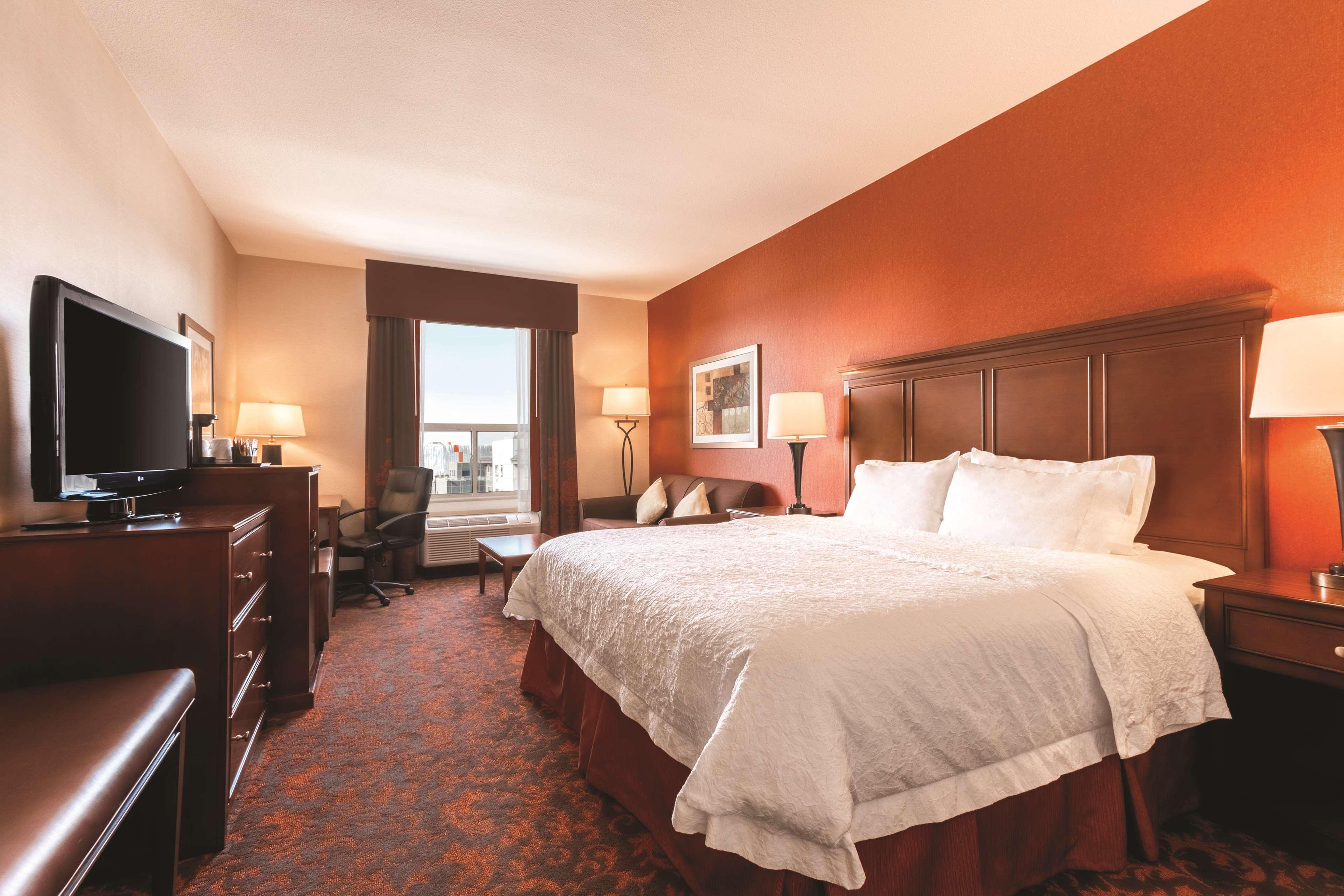 Hampton Inn By Hilton Edmonton South Екстер'єр фото