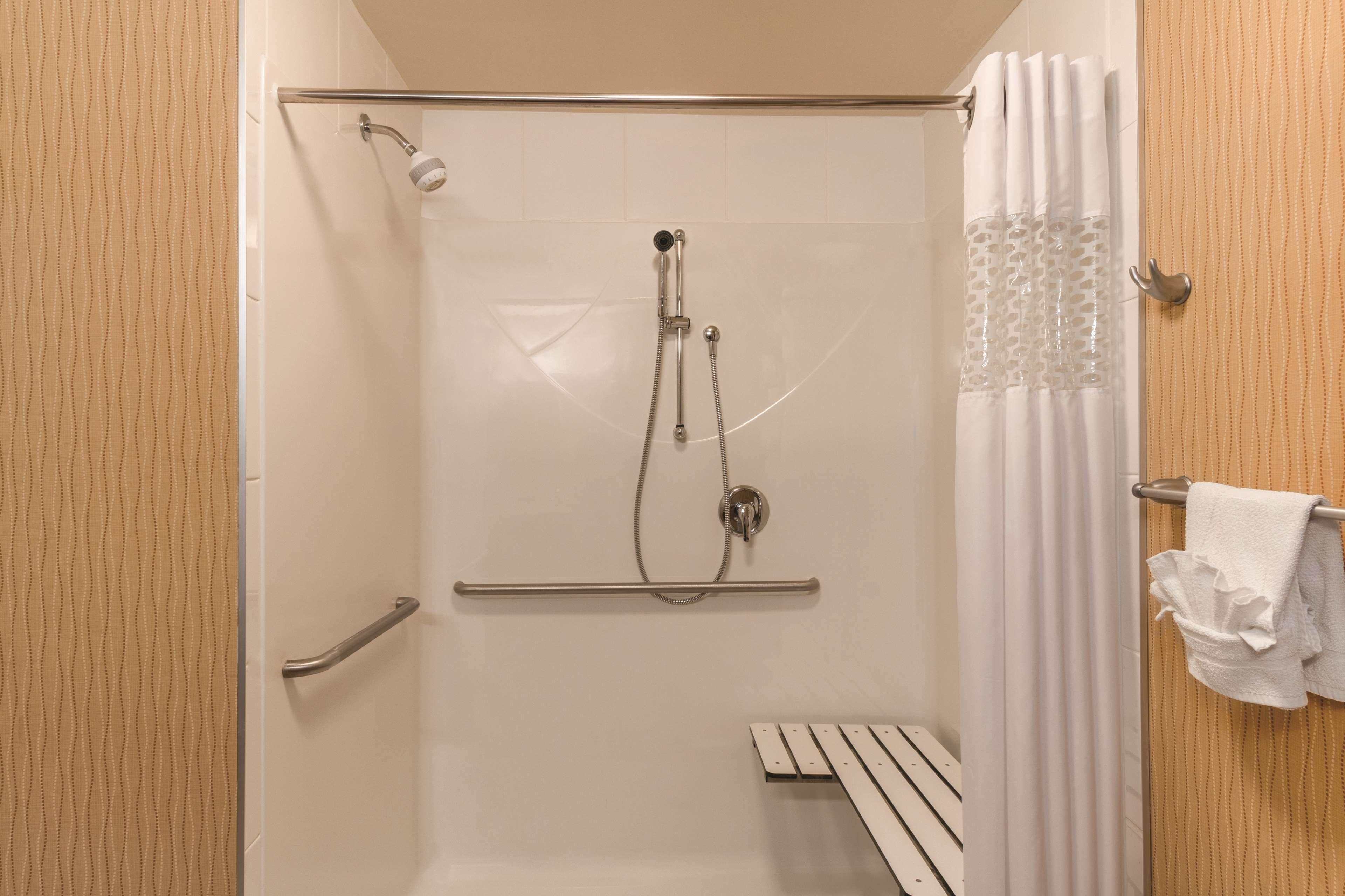 Hampton Inn By Hilton Edmonton South Екстер'єр фото