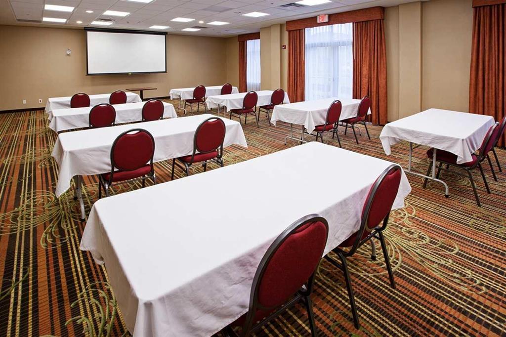 Hampton Inn By Hilton Edmonton South Зручності фото